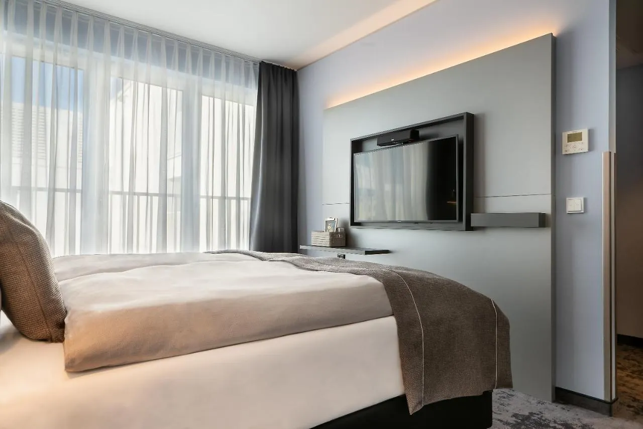 Holiday Inn - The Niu, Charly Frankfurt City By Ihg Frankfurt nad Mohanem Německo