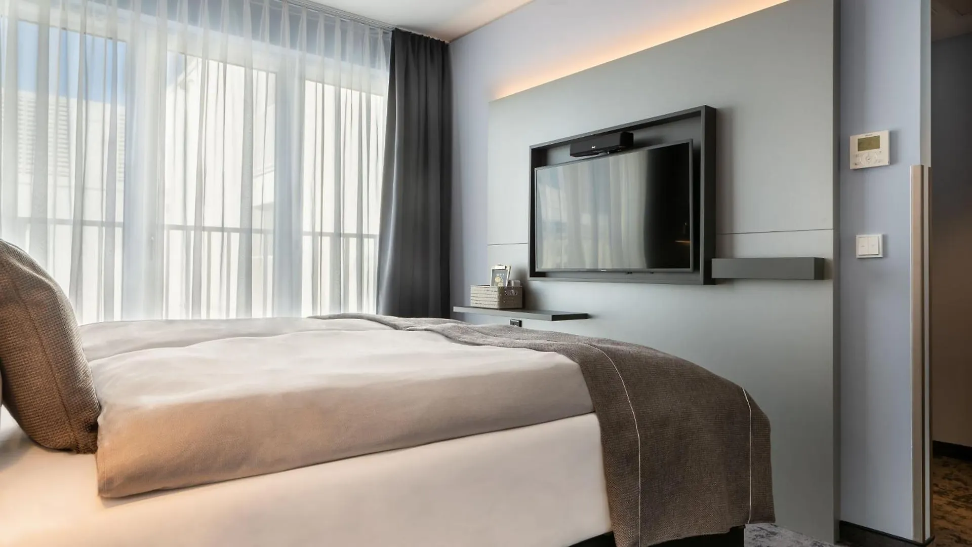 Holiday Inn - The Niu, Charly Frankfurt City By Ihg Frankfurt nad Mohanem 3*,